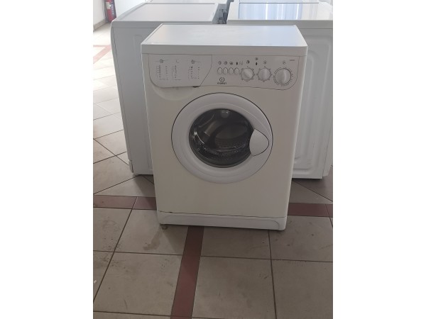 Használt Indesit WS84TX Keskeny Elöltöltős Mosógép [H15684] 