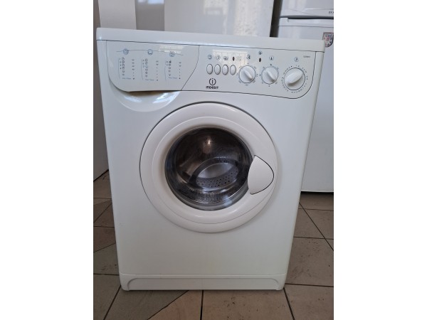 Használt Indesit WS84TX Keskeny Elöltöltős Mosógép [H16153] 