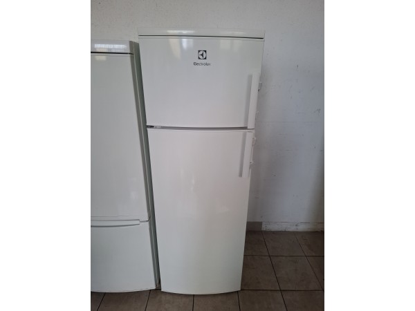 Használt Electrolux EJ2801AOW2 Felülfagyasztós Hűtőszekrény [H16361] 