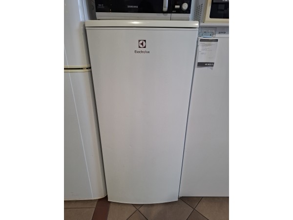 Használt Electrolux ERF2404AOW Normál Hűtőszekrény [H16406] 